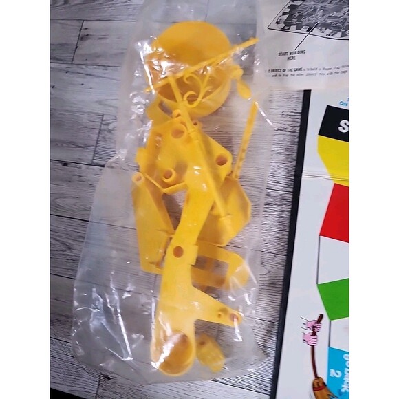 Vintage 1975 Mouse Trap Ideal Board Game - Picture 4 of 6